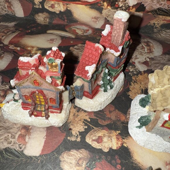 Vintage Christmas Village Houses Manger Building Wooden Ornaments Lot Of 4 Mini - Picture 7 of 16